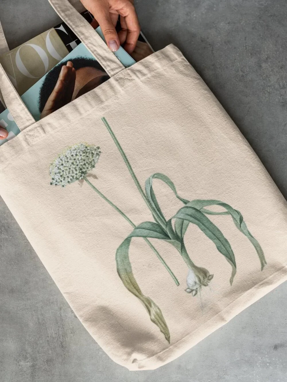 Garlic Vintage Floral Print Graphic Canvas Tote Bag